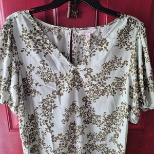 LC Lauren Conrad Light Green Floral Print Blouse